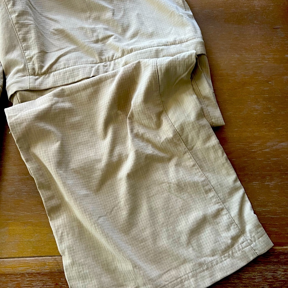 Under Armour mens convertible pant 100 percent  nylon